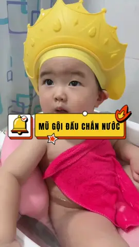Đừng để bé sợ gội đầu vì nước hay vào mắt bé nhé ba me ơi! #reviewtattantat #review #mugoidauchobe #muchannuoc #nontamchobe