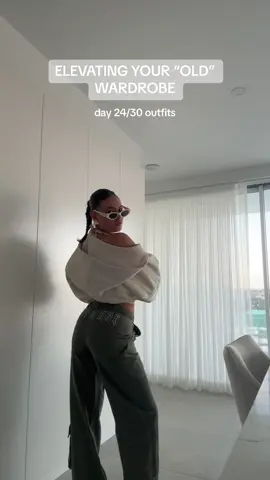 love a bit of green with neutrals 🍃 #contentcreator #fashion #fashiontiktok #elevate #style #elevateyourwardrobe #microinfluencer 