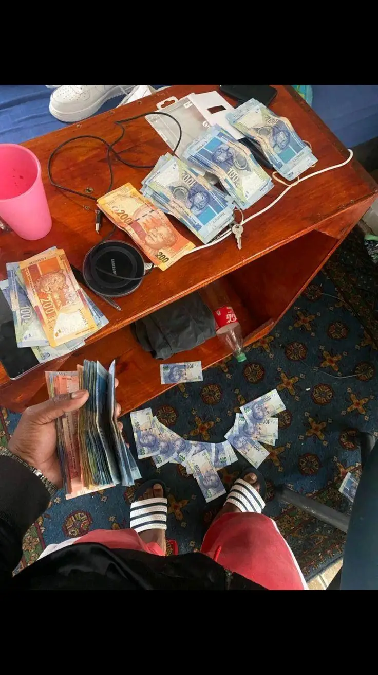 The risk that you are scared of taking it’s what others are benefiting from now don’t let your fear to be greater than your faith improve in your faith and let the fear out of you, congratulations to you brother on your 3rd withdrawal from the trading platform 🤝❤️🎉 #southafrica #hometown #southafricaviral🇿🇦 #southafricatiktok🇿🇦 