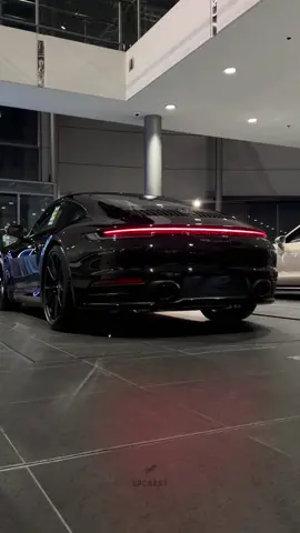 يا سلام 🤳 #porsche #carrera #bahrain #cars #fyp #viralvideo #البحرين #foryou #tiktok 