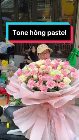Có bạn nào thích bó hoa to tone pastel hông 😝😍 #hoatuoihanoi #hoadep #hoagiare #hoatuoi #reviewhoa #camhoa #camhoa #bohoa #reviewhoaqua #trending #tiemhoacoha #19dangtiendong 
