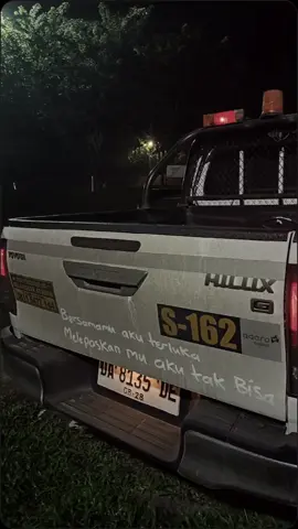 Antara ingin dan tidak, menjadikan diri ini bimbang 🥀 #fyp #drivermuda #fypシ゚viral #teamrocket #tambanghitz #storytambangbatubara #anaktambangkalimantan #houlingkalimantan #houlingbatubara #macanputih 