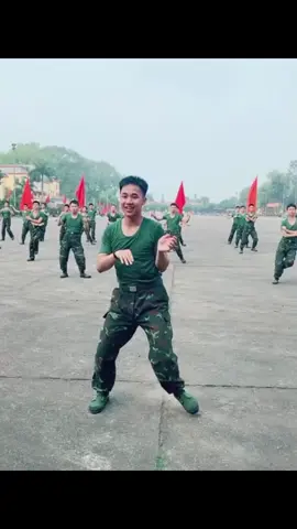 🇻🇳 Đồng chí này nhảy dẻo quá  #quandoinhandanvietnam #vn #bodoicuho #bodoivietnam❤️❤️  #bodoivietnam #chubodoicuaem  #bodoicuho❤️ #quandoivietnam  #bodoivietnam🇻🇳 #vietnam@vietnamlovepeace @vietnamlovepeace 