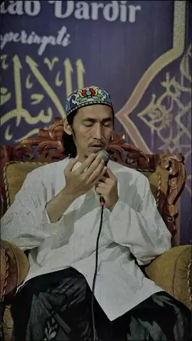 #santribuduran #alkhozinybuduran #lpalkhoziny #khrmuhammadubaidillahmujib #masyaikhalkhoziny #murabbiruhina #syekhona 