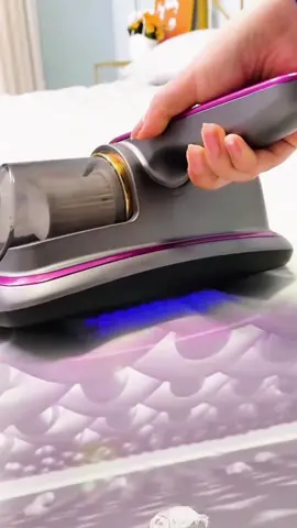 Quick to kill mites on your bed😏#goodstuff #goodthings #homehacks #householditems #useful #LearnOnTikTok #tiktokmademebuyit #fyp #foryou 