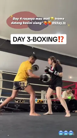 DAY 3 - *typo* 📍 KHAY MUAYTHAI GADING SERPONG #KHAY #boxing #boxinglife #boxingtraining #muaythai #muaythaitraining #muaythaigirls #muaythaiindonesia #boxingworkout #workout #sport #workoutroutine #burnfat #fatloss #muaythaifighter #muaythaigirl 