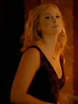 Ele Lembrando dela ❤🥺#Delena #damonsalvatore #elenagilbert #carolineforbes #dejavu #music #fyp #thevanpirediaries #edit #series #fy 