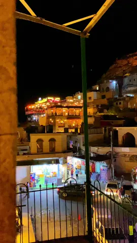 So beautiful akre 😍🧡 #akre #kurdistan #city #night #fbyツ 