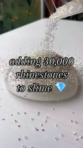 adding 30000 rhinestones to slime 💎 #clearslime #slimemixing #satisfying #slime #asmr 