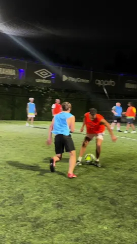 Será que alguem vai aceitar meu desafio para esse X1 de futebol? 