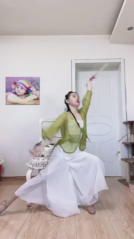 #霓霓 #中国小美女 #中国可爱女孩 #Girl #dance  #fyp 