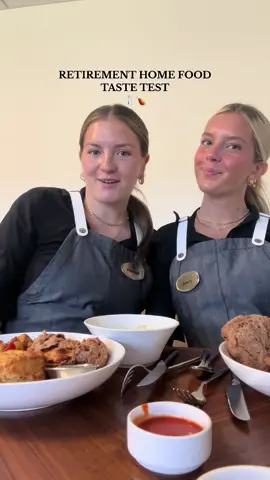 BEST BRUNCH EVER🍴🍗 #brunchtok #brunchfood #tastetest #foodtasting #foodtastetest #foodreviews #foodreview #work 