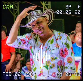 Quédate calla'🤫🎶🎶 #faridortiz #elreydelospueblos #vallenato #vallenatos #vallenatosiempre #vallenatodemipueblo #vallenatosyestados #vallenatopuro #videolyrics #vallenatosymas #RaysonRamos 