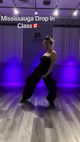 🔥Monday Jazz Funk Class with our instructor Sierra🇨🇦  Instructor and choreo@Sierra Vallescura  Mississauga Drop In Class #Mississauga #Toronto #Oakville #dance #happy #choreography 