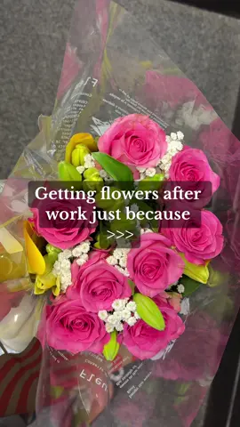 Romanticizing the little things💐Go buy yourself flowers! #flowers #justagirl #spring  #buyyourselfflowers #girlythings 