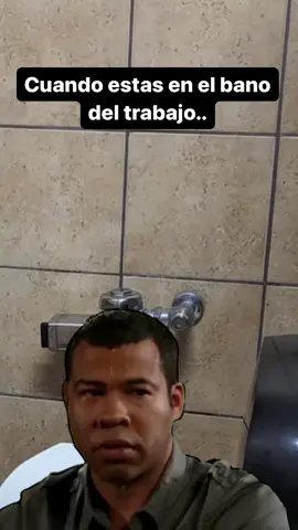 Cuando hiciste el numero 2 y se acabo el papel😂 #comedia #chiste #chistesgraciosos #humor #humorespañol #chistes #trabajo #parati #espanol 