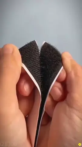 3M double-sided adhesive Velcro, you can cut it according to your own needs, paste it very firmly, tear it off without leaving marks # Velcro # non-slip Velcro # adhesive Velcro#fypシ #malaysia #foryou #tiktok #malaysiatiktok #fyp #goodthing 