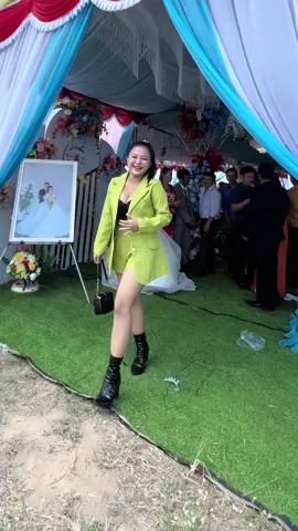 Muốn em là má của con anh không?? #sanchacvongv1 #kemboisexyqueenplus #tangkichthuocvong1 #vanxuantonuplus 