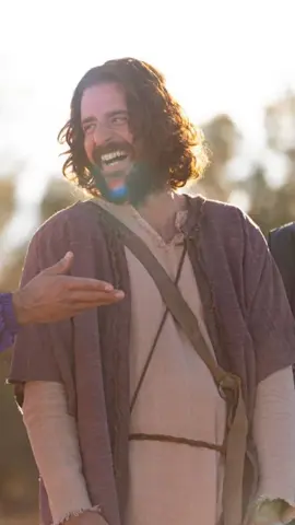 ##iglesiacatolica✝️  Filipenses 4,4-7 [4]Estad siempre alegres en el Señor; os lo repito, estad alegres. [5]Que vuestra mesura sea conocida de todos los hombres. El Señor está cerca. [6]No os inquietéis por cosa alguna; antes bien, en toda ocasión, presentad a Dios vuestras peticiones, mediante la oración y la súplica, acompañadas de la acción de gracias. [7]Y la paz de Dios, que supera todo conocimiento, custodiará vuestros corazones y vuestros pensamientos en Cristo Jesús.