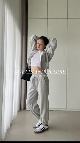 chilling in my sweats & hoodie 24/7 — coziness level: 💯 made with premium cotton baby fleece, this set from @joybasic.id is built to last through endless washes and keep you snug as a bug. Perfect combo for a casual day in!                                                                                                     #airportfits #snuggle #snuggles #comfyoutfits #comfyfits #comfyfit #outfitcomfy #cozyoutfit #cozyoutfits #cozyfits #rainydayoutfit #stylishoutfitideas #outfitideas #outfitinspo #sweatshirt #hoodietebal #hoodiemurah #sweatpants #joggers #joggerpants #joggerpantsmurah #rekomendasihoodie #rekomendasijaket #rekomendasisweater 