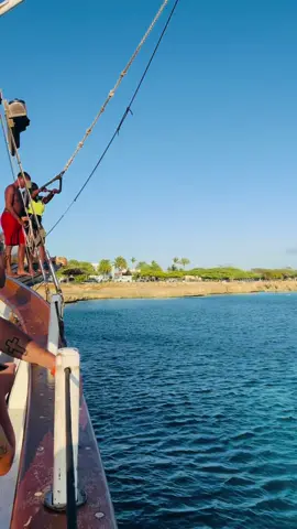 Never again 😭 #aruba #arubatravel #girlytok #lashextension #travel #ocean #salty 