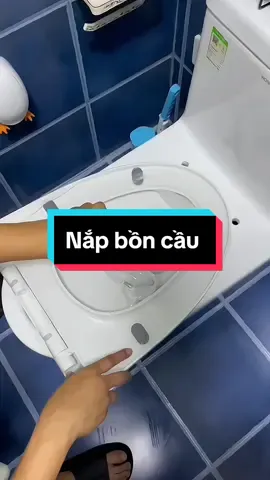 Nắp bồn cầu đóng mở rơi êm phù hợp với các loại bệ ngồi 2 khối két rời, chất liệu nhựa PP cao cấp màu trắng bóng đẹp. #GamingOnTikTok #giadunghiendai #giadungtienich #giadungthongminh #napboncauthongminh #napboncau #napboncauroiem #xuhuong  