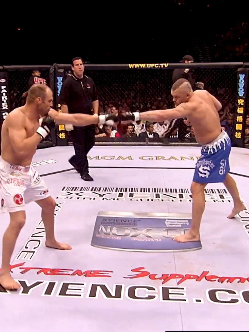 An iconic celebration 🙌 #OnThisDay in 2005 #ChuckLiddell vs #RandyCouture 2 went down! 📺📱 Relive every legendary UFC moment on #UFCFightPass | #UFC #Boxing