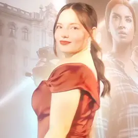 Un edit de la pecas, joven actriz peruana🇵🇪 #parati #fyp #viral #franciscaaronsson #lapecas #vivoomuerto #avantpremiere #actrizperuana #hermosa #efectos #capcut #vegaspro19 
