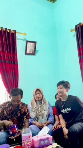 Susah banget suruh merem doang😂 btw mirza kampret dia ngintip terus ketawa jahat🤣 #masshuda22 #orangtua 