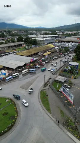 Lae Main Market 🇵🇬📍 Morobe Province 🇵🇬♥️ #foryou #foryoupage #morobe #Province #marketing #fruit #greens #everything 🧄🥬🥦🌽🌶🍅🥕🥑🥜🫘🧅 MBM📸🇵🇬
