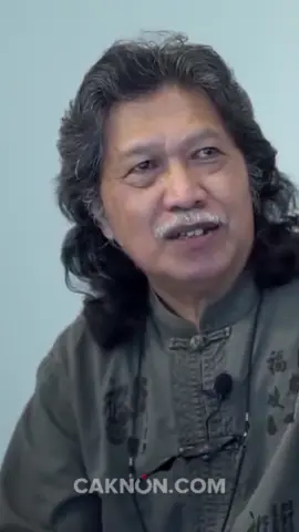 Gagal Menikah Karena Weton #emhaainunnadjib #caknun #mbahnun #maiyahan #maiyah #maiyahnusantara #majelismasyarakatmaiyah #sinaubareng #weton #wetonjawa #primbonjawa #jawa #jowo #menikah #ngaji #ngajibareng 