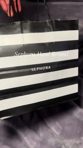 Sephora Haul Reveal What is your favorite makeup/skincare product? @sephora @Kosas @Rare Beauty @Supergoop @TOPICALS @SHISEIDO @NARS Cosmetics @milkmakeup @Summer Fridays @Saie @Youth To The People @Tower 28 Beauty @Josie Maran @Dr. Dennis Gross Skincare @ONE SIZE BEAUTY #Makeup #Sephora #SephoraHaul #Foundation #Blush #Highlighter #Masacara #FYP #Sunscreen #Acne #SkinTint #LipBalm #LipSalve #Topicals #Rarebeauty