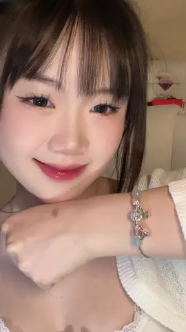 màu vòng yêu xỉuu #angem #angemdaphongthuy #vongtay