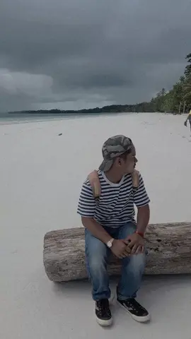 #keiisland🌴 #ambonpride🏝🔥 #CapCut #malukupride🏝🔥 #lewatberanda #fyppppppppppppppppppppppp #sorotan #pasirpanjang 