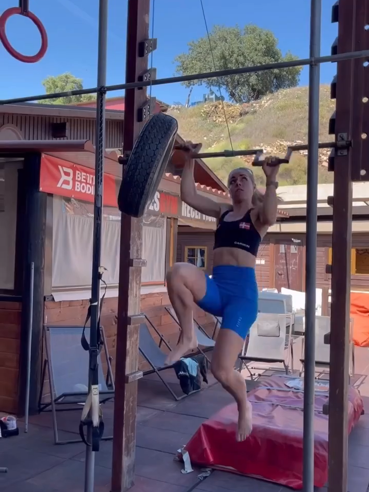 Can she get it to the top? (IG🎥: @idamathildee) #Unreel #Extreme #Calisthenics #Athlete #Training