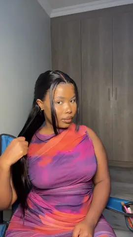 Heres a quick #beginnerfriendly Frontal wig style, hair from @Aliglossyhair @aliglossyhair.com $125 straight 24inch wig  Code: Gracious ,link in my bio! #howtostyleyourfrontalwig  #aliglossyhair #aliglossywig #aliglossystraighthair #wiginstall #straighthair #straightwig