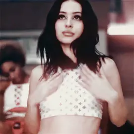 you wanna dance? (reposted bcs it flopped hard lmao) cc @vic scp @PE7EZS song: gata only [#maddyperez #maddyperezedit #alexademie #alexademieedit #euphoria #euphoriaedit #foryou #gataonly #velocityedit]