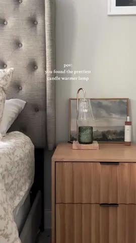 my candes have never lasted so long.. i’m ✨obsessed✨ #candlewarmer #homeaesthetic #candlelamp #candle #homedecor #cozyathome #amazonmusthaves #amazonfinds #amazonhomefinds 