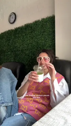 a hidden gem!! 📍address at the end of the video #footmassage #nycmassage 