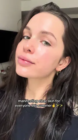 its a clear skin girl summer #clearskin #glowingskin #manifesting #savethisvideo #glowingskin #fu 