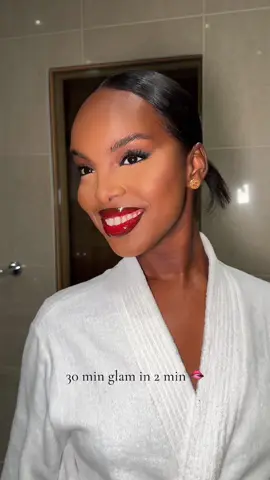 a vampy red lip will always do it for me 🫦 Products used: @REFY brow sculpt  @Hourglass Cosmetics  vanish primer  Hourglass concealer in Velvet  Hourglass foundation stick in Espresso @Morphe Cosmetics filter Effect brush  @Pat McGrath Labs eye primer  Makeup By Mario Eyeshadow palette  Hourglass voyeur waterproof eyeliner  Hourglass ambient foundation brush  Huda Beauty Concealer in Crumble and Brittle  @Huda Beauty Easy Bake in Banana Bread Hourglass ambient lighting palette in volume 3  Estée Lauder Pure Color Envy Blush in 330 Wild Sunset Morphe Continous Setting Spray @maccosmetics Fix powder in NC46 Hourglass Instant Extensions Mascara  Hourglass eyeliner in cave  @YSL Beauty Lipstick in RM Hourglass glowy lip balm in Haze Pat McGrath lipgloss in Flesh 4  #glammakeup #softglam #glammakeup #fullglam #blackgirlmakeup #makeup 