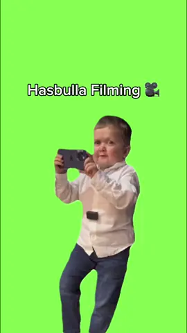 Hasbulla Filming viral meme greenscreen capcut template #hasbulla #funnymemes #viralmeme #capcuttemplates 