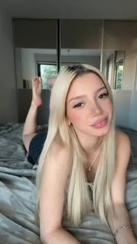 Come play with me 😇