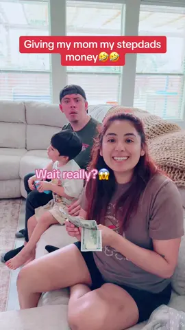 My Stepdads face when he realized it was his money🤣🤣 #foryou #virał #fyp 