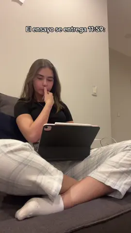 Este video vive en mi cabeza rent-free #comedia #humor #funny #contenido #fyp 