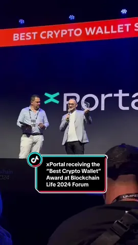 Almost needed a boat to get to the awards session, but we made it 💁🏼‍♀️💁🏽‍♂️ thank YOU!! 🫵🏼 #cryptoaward #dubai #blockchainlife2024 #dubaiflood #dubaiconference #cryptodubai #xPortal #MultiversX 