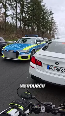 Ausnahmezustand am Nürburgring! Polizei greift durch #davidbost #motorrad #gehtsteil 