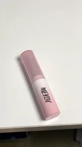 Toàn swatch son hồng nay đổi swatch tone màu khác nha #merzy #goclamdep #swatchson #xuhuong 