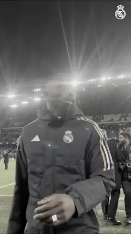 هلا مدريد 🤍#ريال_مدريد #rialmadrid #استوريات #فينيسيوس #بيلينغهام #هلا_مدريد #tiktok 
