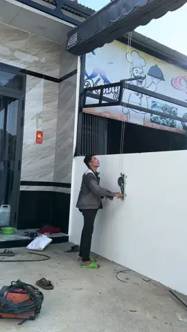 Mái bạc kéo tay quay siêu nhẹ ạ. Ai có nhu cầu làm liên hệ e nha🥰